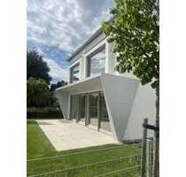 Haus zum Kaufen in München 2.190.000,00 € 218 m²