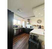 Haus zum Kaufen in Neu-Anspach 799.000,00 € 141 m²