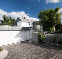 Haus zum Kaufen in Helsa 699.000,00 € 220 m²
