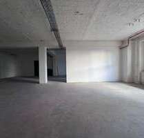 Halle in Berlin 2.200,00 € 160 m²
