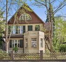 Haus zum Kaufen in Berlin 1.690.000,00 € 296 m²