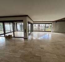 Haus zum Kaufen in Landau 730.000,00 € 200 m²