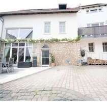 Wohnung zum Mieten in Hochborn 1.400,00 € 145 m²