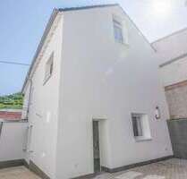 Haus zum Kaufen in Rheinbrohl 320.000,00 € 237.59 m²