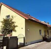 Haus zum Kaufen in Königsbrunn 894.500,00 € 215 m²