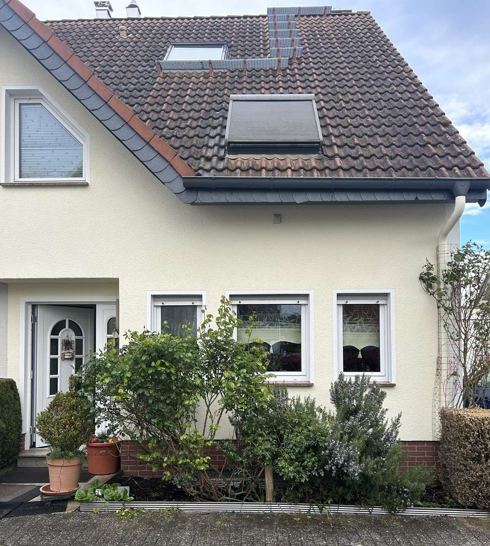 Haus zum Mieten in Friedberg 1.800,00 € 125 m²