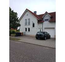 Haus zum Mieten in Schkopau 900,00 € 135 m²