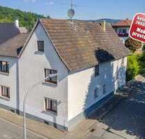 Haus zum Kaufen in Solms 279.500,00 € 198 m²