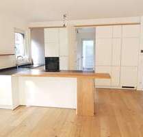 Haus zum Mieten in Erlangen 4.305,00 € 230 m²