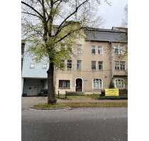 Haus zum Kaufen in Naumburg 160.000,00 € 672 m²