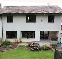 Haus zum Mieten in Stuttgart 3.000,00 € 230 m²