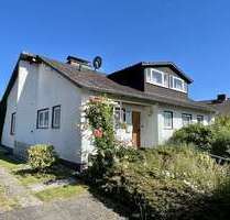 Haus zum Kaufen in Immenhausen 218.000,00 € 147 m²