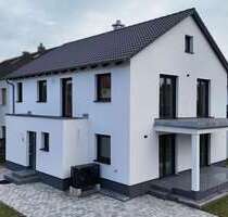 Haus zum Kaufen in Maxhütte-Haidhof 670.000,00 € 188.6 m²