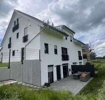 Haus zum Mieten in Walpertskirchen 2.950,00 € 229 m²