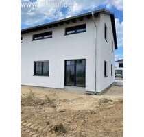 Haus zum Kaufen in Fischach 599.999,00 € 171.52 m²