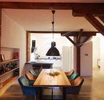 Haus zum Mieten in Obertraubling 2.100,00 € 223 m²
