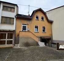 Haus zum Kaufen in Völklingen 125.000,00 € 110 m²