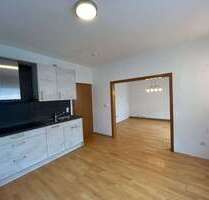 Haus zum Kaufen in Bad Urach 300.000,00 € 145 m²