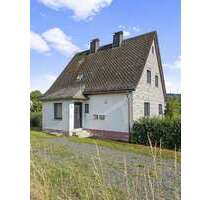 Haus zum Kaufen in Biedenkopf 134.000,00 € 115.36 m²