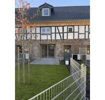 Haus zum Mieten in Hennef 1.650,00 € 111 m²