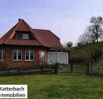 Haus zum Kaufen in Delligsen 320.000,00 € 197 m²