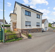 Haus zum Kaufen in Pracht 299.000,00 € 152 m²