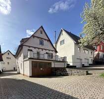 Haus zum Kaufen in Bad Liebenzell 158.000,00 € 147 m²