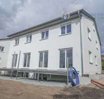 Haus zum Mieten in Hemhofen 1.950,00 € 162.4 m²