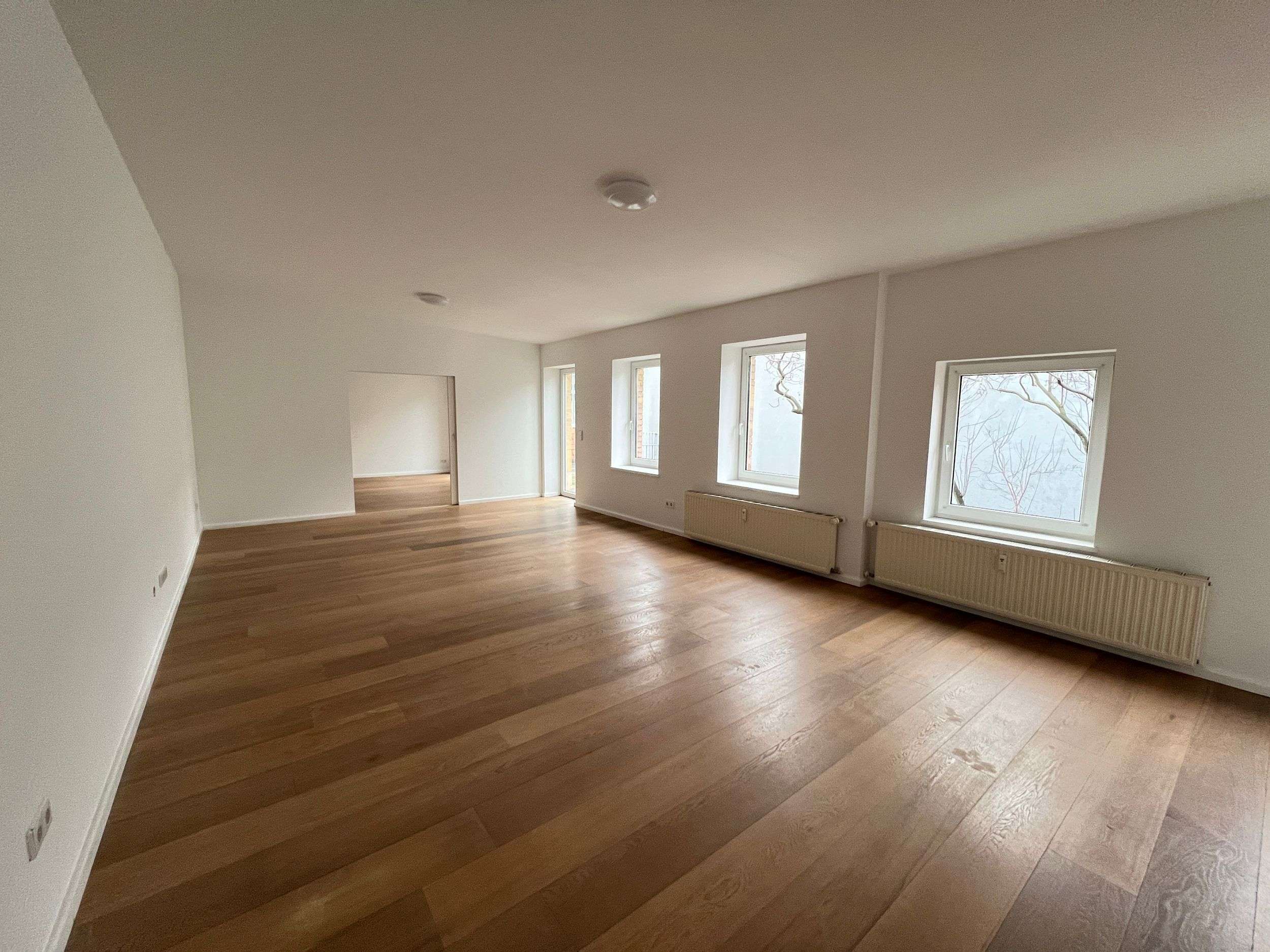 Wohnung zum Mieten in Berlin 1.964,90 € 140.35 m²