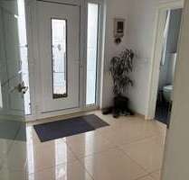 Haus zum Kaufen in Erzhausen 750.000,00 € 181 m²