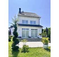Haus zum Kaufen in Mühlheim Lämmerspiel 1.100.000,00 € 296 m² - Mühlheim / Lämmerspiel