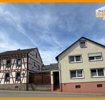 Haus zum Kaufen in Weisel 265.000,00 € 293 m²