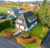 Haus zum Kaufen in Roetgen 450.000,00 € 237.1 m²