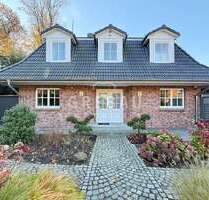 Haus zum Kaufen in Hamburg Blankenese 2.275.000,00 € 208 m² - Hamburg / Blankenese