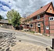 Haus zum Kaufen in Heyen 325.000,00 € 296 m²