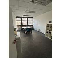 Büro in München 700,00 € 25 m² - 700,00 EUR Kaltmiete, ca.  25,00 m² in München (PLZ: 81539)