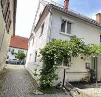 Haus zum Mieten in Weißenhorn 2.700,00 € 207 m²
