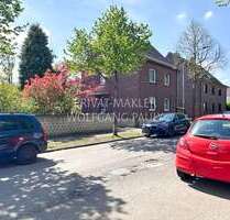 Haus zum Kaufen in Mönchengladbach Wickrath-Mitte 360.000,00 € 261 m² - Mönchengladbach / Wickrath-Mitte