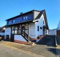 Haus zum Kaufen in Hennef 589.000,00 € 250 m²