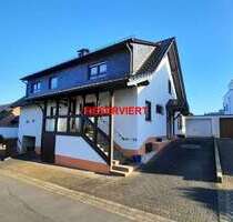 Haus zum Kaufen in Hennef 589.000,00 € 250 m²