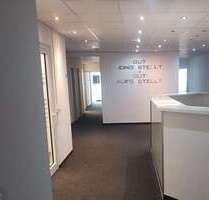 Büro in Krefeld 2.470,00 € 260 m²