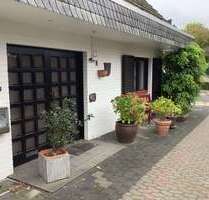 Haus zum Kaufen in Krefeld-Traar 480.000,00 € 165 m²