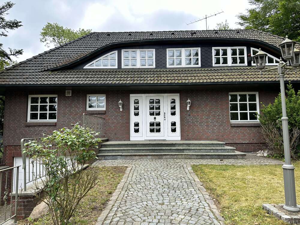 Haus zum Mieten in Hamburg 3.200,00 € 158 m²