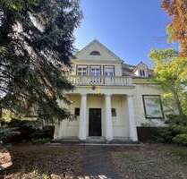 Haus zum Kaufen in Luckenwalde 410.000,00 € 318 m²