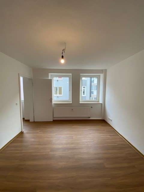 Wohnung zum Mieten in Wuppertal 385,00 € 43.61 m²