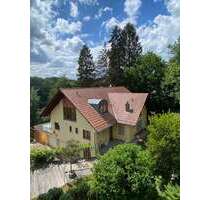 Haus zum Mieten in Eppstein 2.900,00 € 285 m²