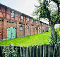 Haus zum Kaufen in Groß Wüstenfelde 685.000,00 € 600 m²