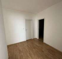 Büro in Kiel 533,00 € 82 m² - 533,00 EUR Kaltmiete, ca.  82,00 m² in Kiel (PLZ: 24113)