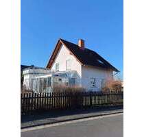 Haus zum Mieten in Solms 1.500,00 € 153 m²