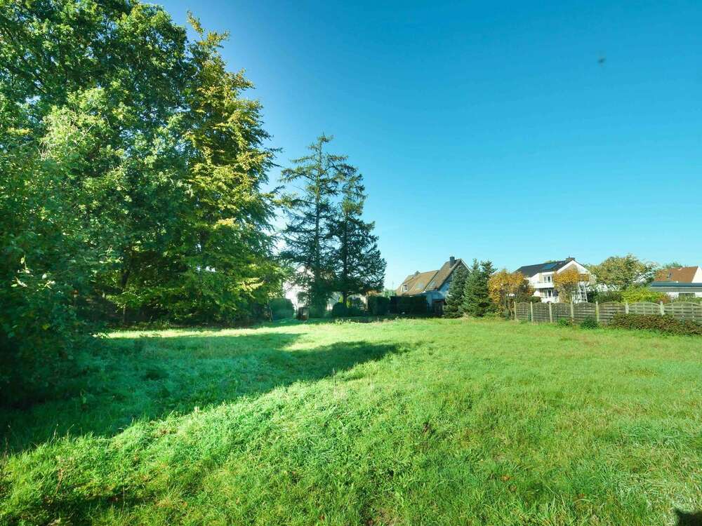 Grundstück zu verkaufen in Moorrege 259.000,00 € 802 m²